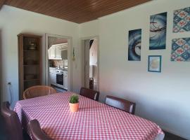 Monteurzimmer Ausma Wymeer Bunde - FeWo Vakantiehuis Heerenland，位于Bunde的酒店