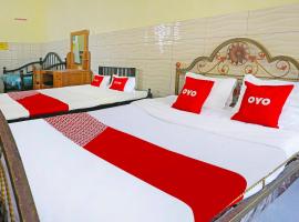 Putih Mulia Homestay Syariah，位于Lumajang的酒店