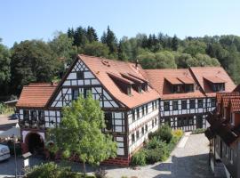 希尔施高登纳酒店，位于苏尔SSZ-希斯斯-苏尔·波塔拉格附近的酒店