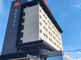ibis Nova Serrana，位于Nova Serrana的酒店