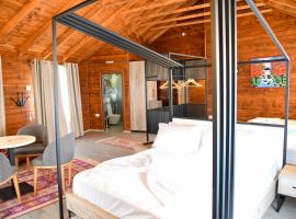 Hotel Avdi Rexha，位于Bujan的酒店