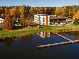 Hotel Odpocznia Resort i Las，位于Jaracz的酒店