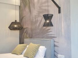 Vista Al Mare Luxury Apartments，位于吉亚洛瓦的酒店