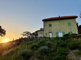 Agriturismo Cascina Cornelli，位于萨塞洛的农家乐