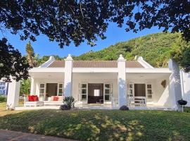 Villa Songo, Estuary Country Estate, INVERTER & RENOVATED，位于爱德华港的度假屋