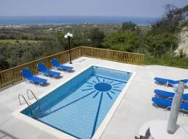 Holiday house for 10 persons, with swimming pool