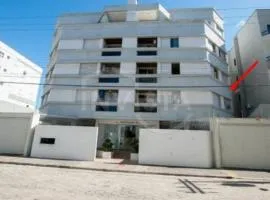 Amplo apartamento próximo ao Mar-Mar Grosso-Laguna