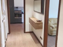 Appartamento in zona residenziale，位于Surdo的公寓