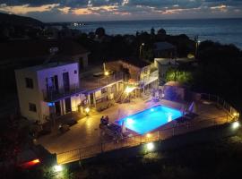 Holiday Apartments,Polynikis Sea-Cret, Pachyammos，位于Pachyammos的海滩短租房
