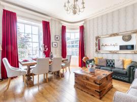 Heart of Ayr: elegant townhouse in central Ayr，位于艾尔的公寓