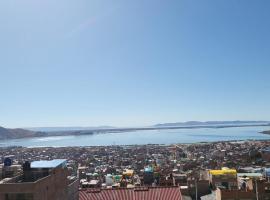 Departamento 3 niveles- Vista Panoramica 360 grados a toda la ciudad y Lago Titicaca，位于普诺的公寓