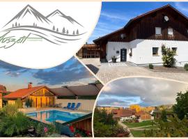 Ferienwohnung "Auszeit" mit Garten，位于Riedlhütte的酒店
