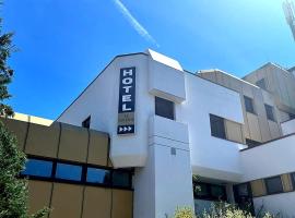 Hotel Vi Vintage S-Weilimdorf，位于Stuttgart-Weilimdorf的酒店