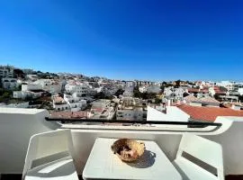 Albufeira Classic 2 by Homing