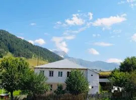 Guesthouse LALI GULEDANI