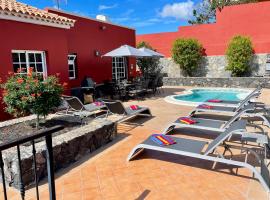 Villa Consuelo - Quiet Location Close to Resorts，位于Buzanada的酒店