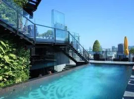 The Rixx Premium Apartment (gym/pool/security)