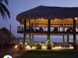 Sambo Mambo Beach Hotel，位于埃尔库科的酒店