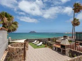 Villa Gran Marina Beachfront Corralejo By Holidays Home