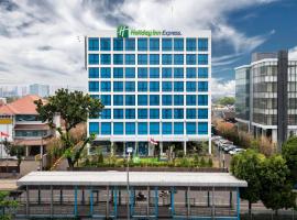 Holiday Inn Express Jakarta Matraman by IHG，位于雅加达的酒店