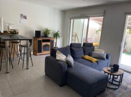 Appartement avec terrasse proche de Rennes，位于圣雅克德拉朗德雷恩展览公园附近的酒店