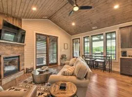 Hike, Ski and More! Pet-Friendly Home in Glenville