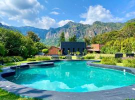 Orgánico Hotel Boutique TEPOZTLÁN，位于迪坡斯特兰的酒店
