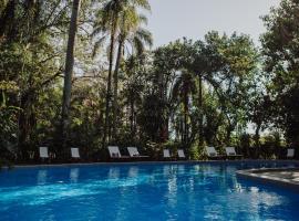 Overo Lodge & Selva，位于伊瓜苏港Iguazu national Park Entrance附近的酒店