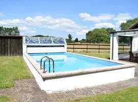 Landhaus Hideaway mit Aussenpool, Sauna und Kamin