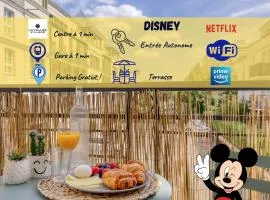 Le bleu, très bien situé 1mn centre commerciale, Disney PARKING GRATUIT