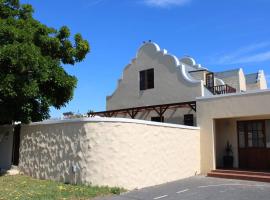 Classic Cape Dutch Studio Apartment，位于开普敦的宠物友好酒店