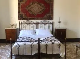 Palazzo Bernardini Suites