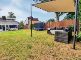 3 Bedroom Nice Home In Heinkenszand