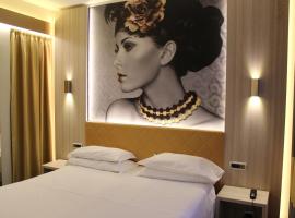 卡梅利亚汽车旅馆，位于卡梅里的酒店