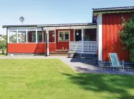 Amazing Home In Säffle With Kitchen