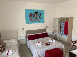 Rossocorallo Rooms，位于阿尔盖罗的低价酒店