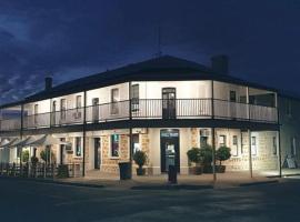 Cornwall Hotel，位于蒙塔的酒店