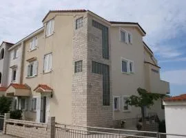 Apartments by the sea Mandre, Pag - 6537