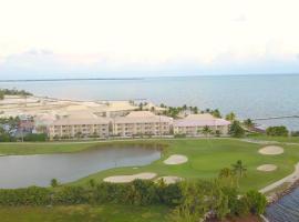 The Grand Caymanian Resort，位于乔治敦的酒店