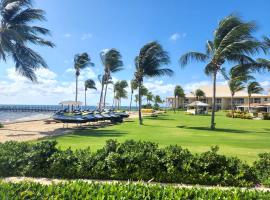 The Grand Caymanian Resort，位于乔治敦的酒店