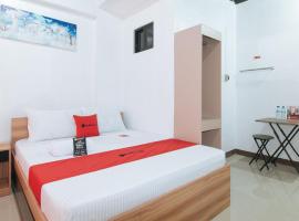 RedDoorz Near Iloilo International Airport，位于伊洛伊洛的酒店