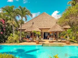 Villa Bidadari - Bali Sea Villas Beachfront and private pool