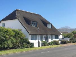 Cliff Cottage Hermanus，位于赫曼努斯的低价酒店