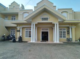 Hotel Pekalongan Syariah Mitra RedDoorz，位于北加浪岸的酒店