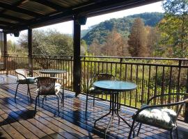 Ebeneezer Self-Catering Guesthouse in the Lowveld，位于萨比的酒店