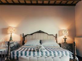 Bed and Breakfast Villa Romano，位于安齐奥的带按摩浴缸的酒店