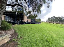 Cinque Stelle · spacious villa private bushland，位于Yallingup Siding的酒店