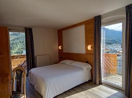 Hotel Cielo Blu，位于帕苏德尔托纳莱的酒店