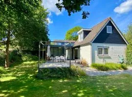 Heerlijk vrijstaand huis aan de duinen