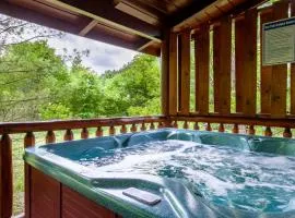 Alpenhaus Cozy Log Cabin - 2 Bedrooms, Hot Tub, amazing location!